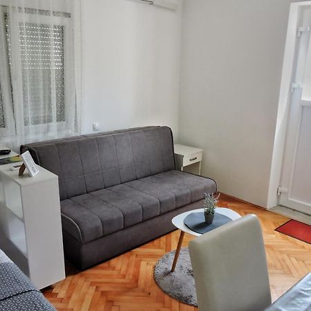 Apartments Tila Требинье Экстерьер фото