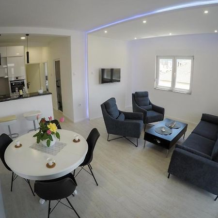 Apartments Tila Требинье Экстерьер фото