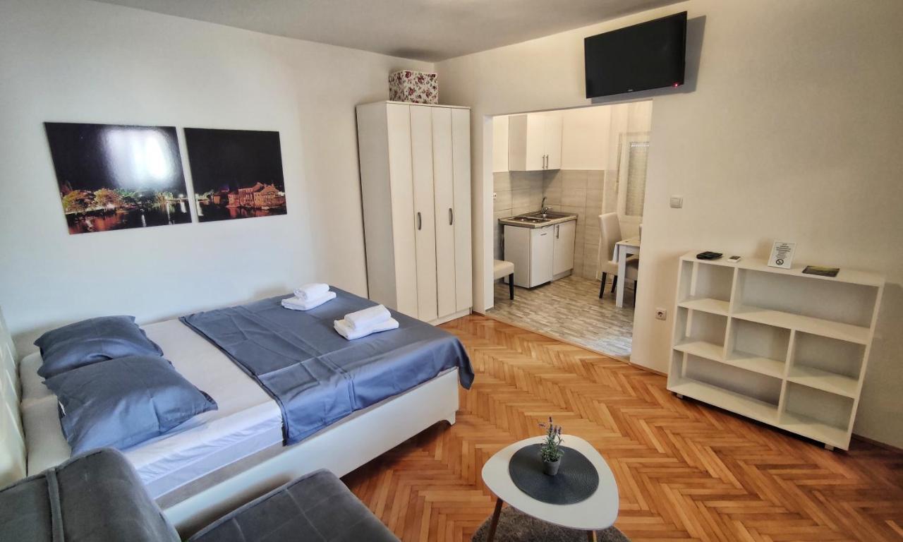 Apartments Tila Требинье Экстерьер фото