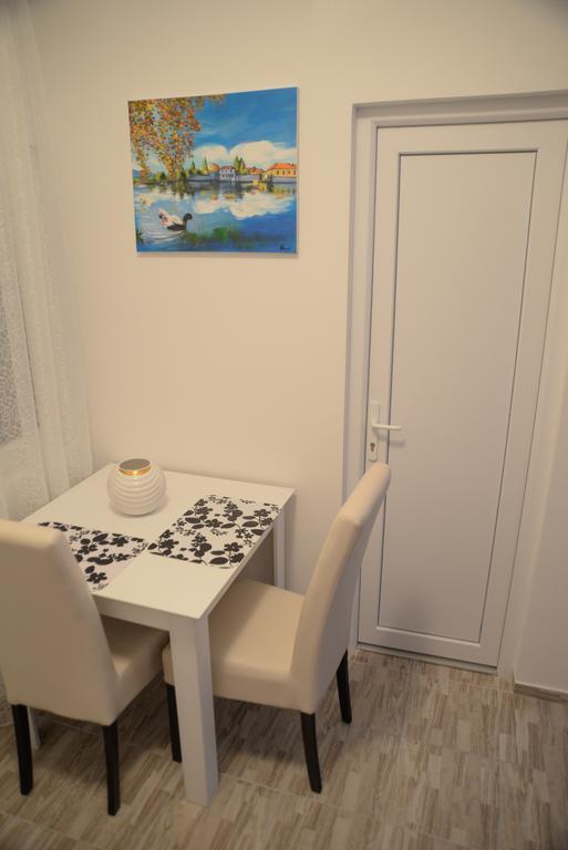 Apartments Tila Требинье Экстерьер фото