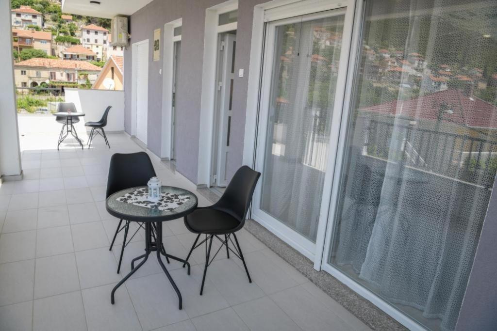 Apartments Tila Требинье Экстерьер фото